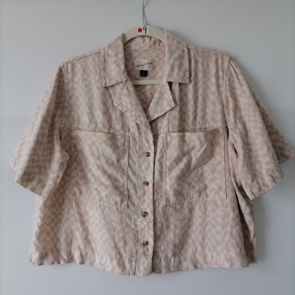 Universal Thread Womens Beige Short Sleeve Lapel Notch Collar Cropped Top Size M - Picture 1 of 7